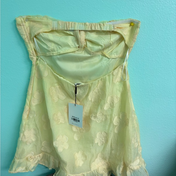 New with tags. Size Xl - Picture 3 of 3
